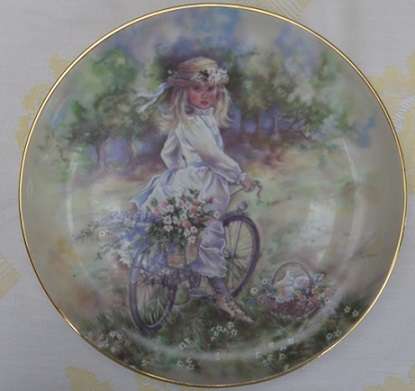 CHARMING & WHIMSICAL 'THE LEONARDO COLLECTION' DISPLAY PLATE.'BICYCLE RIDE' by Christine Hawthorn
