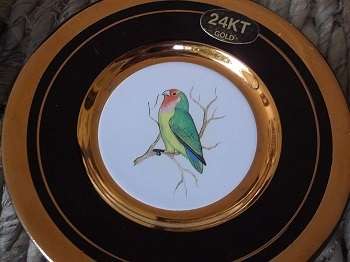 Six beautiful Japanese 24 Carat Gold & enamel on porcelain small bird plates. 10.3 cm