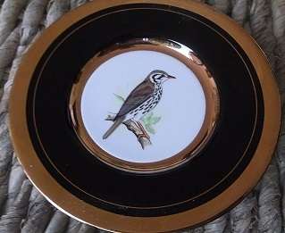 Six beautiful Japanese 24 Carat Gold & enamel on porcelain small bird plates. 10.3 cm