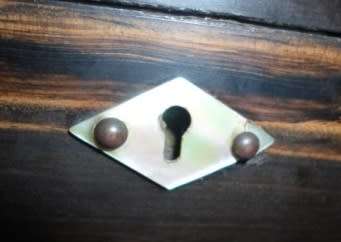 PRETTY c1890's WOODEN CARD/LETTER BOX with beautiful mother-of-pearl detail. 20x10x10cm