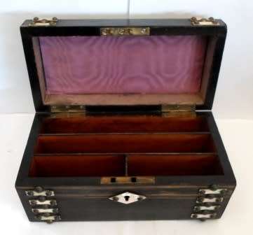 PRETTY c1890's WOODEN CARD/LETTER BOX with beautiful mother-of-pearl detail. 20x10x10cm