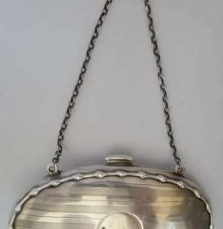 EXQUISITE 1915 BIRMINGHAM SILVER PURSE BY DEAKIN & FRANCIS 63,7g