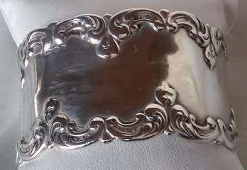 SILVER ART NOUVEAU CUFF BANGLE. 24 GRAM  WIDTH: 30 mm wide