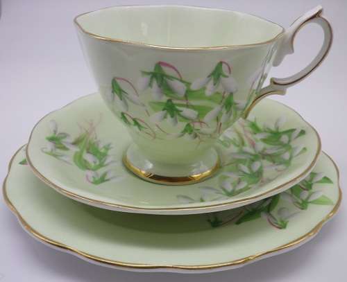 RARE 1940s ROYAL ALBERT "LAURENTIAN SNOWDROP"  BONE CHINA TRIO