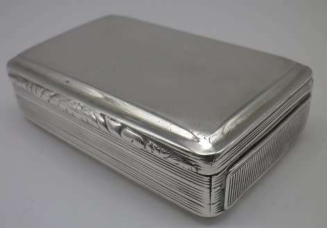 FOR RICK ONLY PLEASE!!! Fabulous George IV 1830/31 Silver snuff box. Birmingham 77grms.