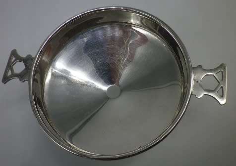 ART DECO 1930s Hallmarked Sterling Silver 2 handled bowl Warner Brothers Delhi India 5x12cm 73grms