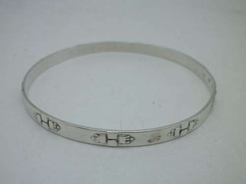 HALLMARKED VINTAGE SILVER BANGLE, Krakow Poland  WITH UNUSUAL DECORATION