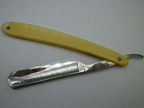 Rare Antique/Vintage JA Henckels Solingen Cut Throat Straight Razor. Boxed with pamphlet