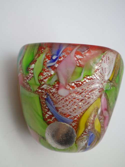 EXQUISITE VINTAGE MURANO Aventurine & Millefiori encased small vase Original label 6.3cm