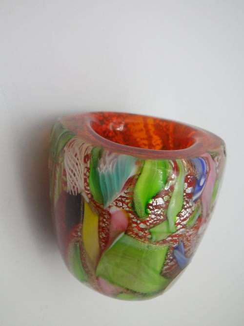 EXQUISITE VINTAGE MURANO Aventurine & Millefiori encased small vase Original label 6.3cm