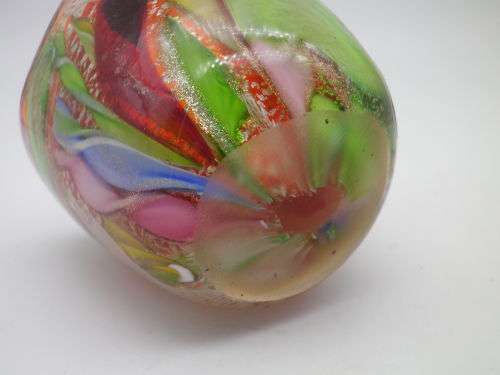 EXQUISITE VINTAGE MURANO Aventurine & Millefiori encased small vase Original label 6.3cm