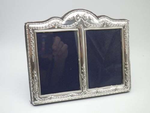 Ornate Double Hallmarked Sterling Silver Picture Frame. Sheffield, 2000 15.5 cm x 13 cm