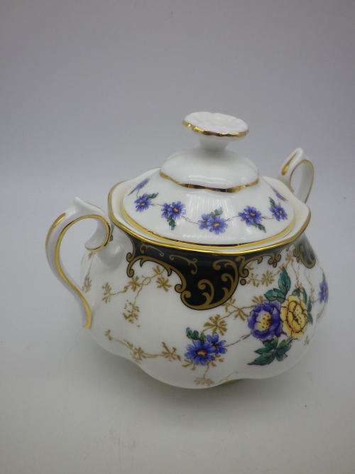 ROYAL ALBERT "DUCHESS"  SPECIAL CENTENARY EDITION LIDDED SUGAR BOWL 2010