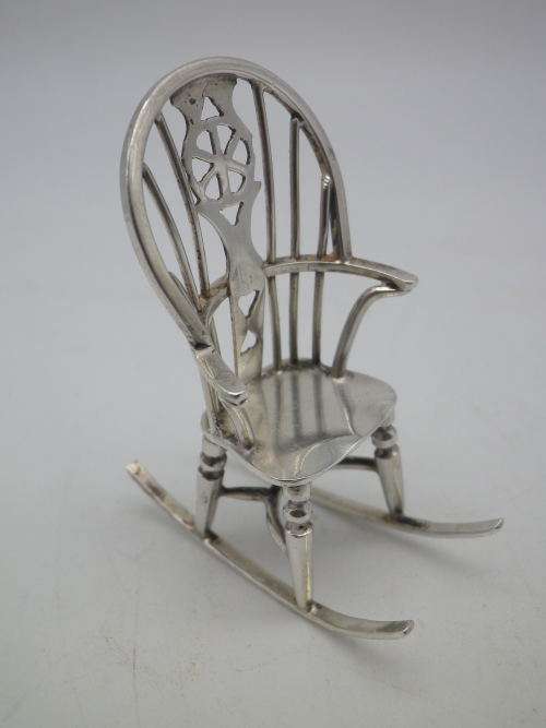 For KieSam only please!  SILVER MINIATURE ROCKING CHAIR. RARE! 5.5cm tall 14 grms LONDON c1975