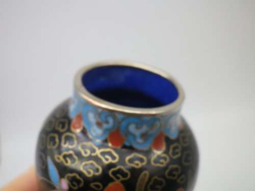 Chinese Cloisonne mini lidded pot 10.5 cm.CUTE!