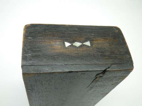 Vintage wooden box with antique Chinese coin and mother of pearl detail 12.5c8.5x 4.5cm
