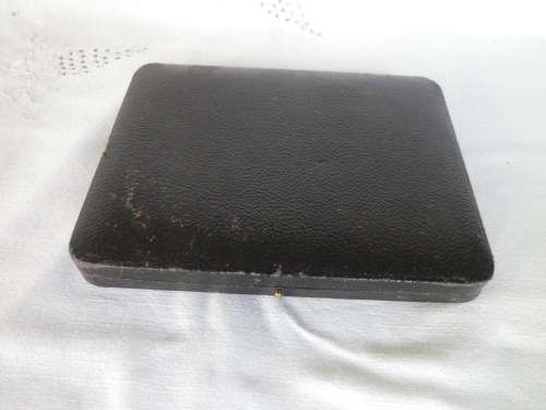 Vintage Bone Handled Butter knives. Stainless Steel Blades. James Ryals & Co. Ltd,  SHEFFIELD