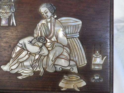 Wooden lidded Oriental Tea Caddy or Jewelry Box with gorgeous mother of Pearl decoration