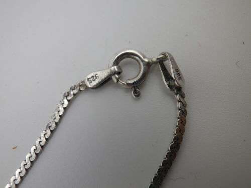 Beautiful Sterling Silver, Garnet & Marcasite Vintage Necklace