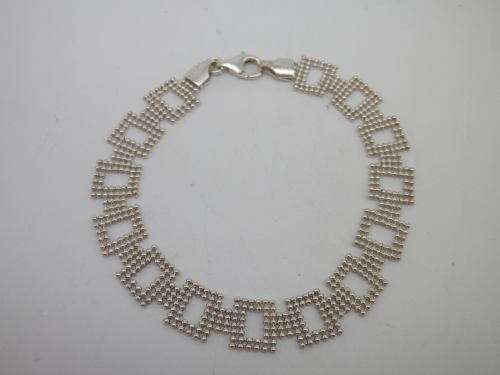 Sterling Silver Italian 925 fancy link beaded bracelet Approx. 5,5g 19cms in length