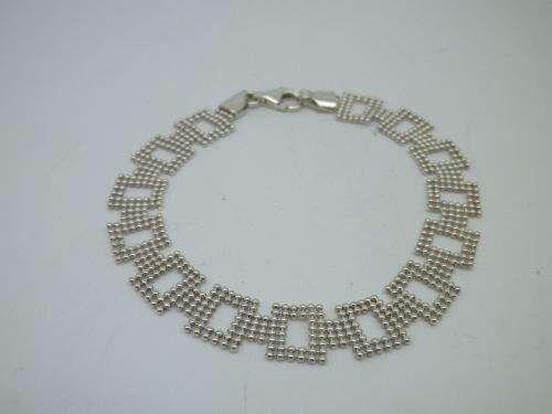 Sterling Silver Italian 925 fancy link beaded bracelet Approx. 5,5g 19cms in length