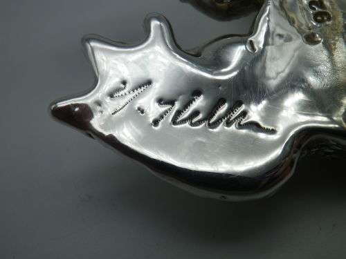 FOR TREASURES ALL SORTS ONLY PLEASE!! Sterling silver designer HUGE TREE FROG 35grms 7x8cm