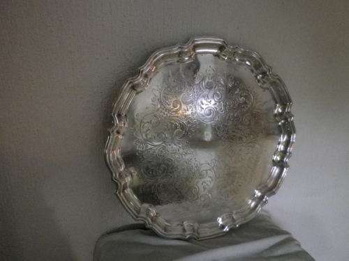 Beautiful Large Vintage Silver Plated Serving Tray, Made in England. 42cm