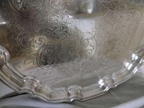 Beautiful Large Vintage Silver Plated Serving Tray, Made in England. 42cm