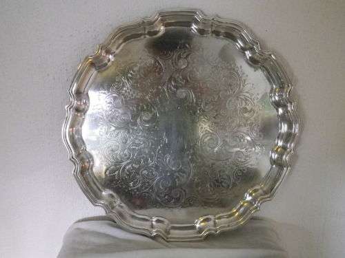 Beautiful Large Vintage Silver Plated Serving Tray, Made in England. 42cm