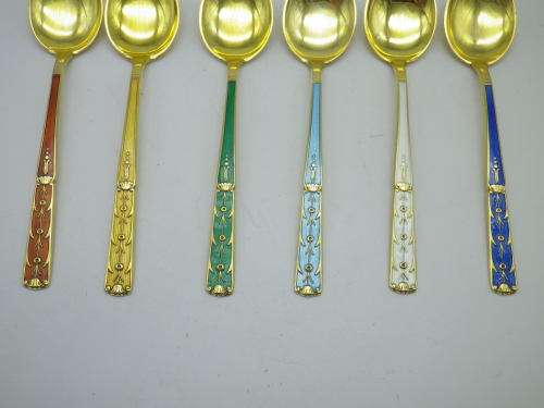 Vintage sterling silver gilt enamel spoons 43,1g. 9.5cm. Delicate & Beautiful