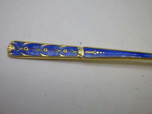 Vintage sterling silver gilt enamel spoons 43,1g. 9.5cm. Delicate & Beautiful