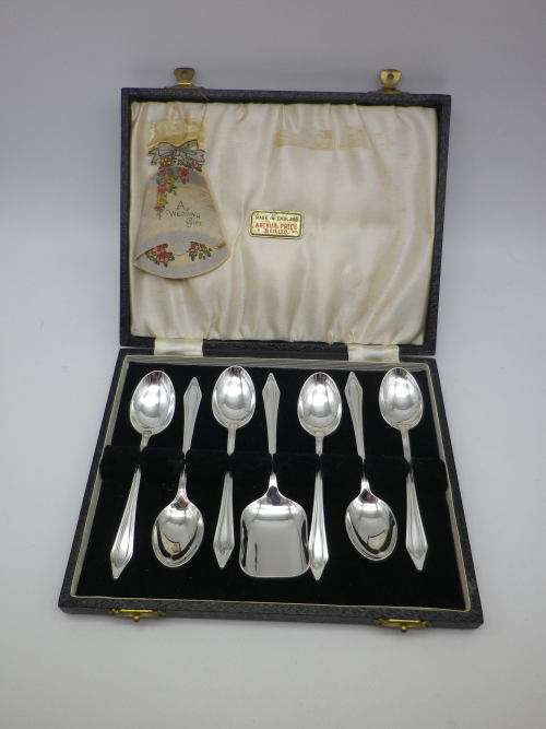Vintage Silver Plated Vintage Teaspoons & SUGAR SPOON Arthur Price & Co Ltd England Original Box