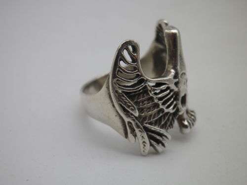EAGLE & SKULL Sterling Silver Men`s Vintage Ring  Size: V 1/2 11grms. DRAMATIC!!