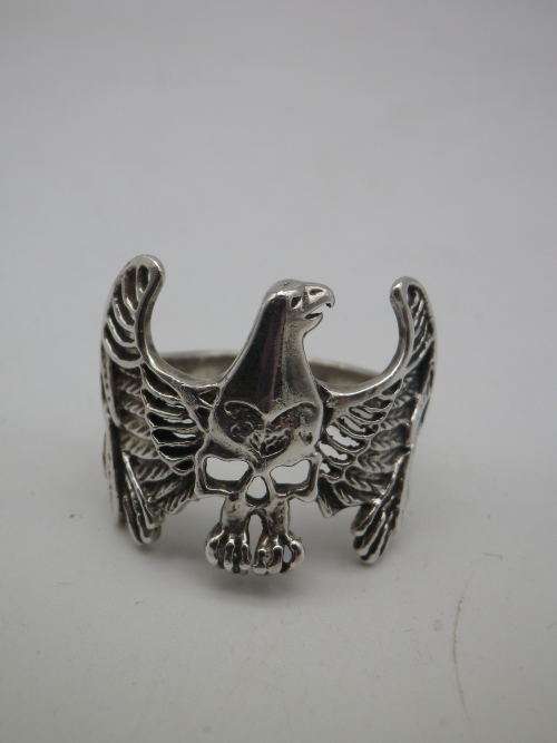 EAGLE & SKULL Sterling Silver Men`s Vintage Ring  Size: V 1/2 11grms. DRAMATIC!!