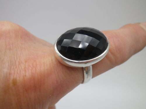 Sterling Silver & Facetted ONYX Vintage Ring Size  S 1/4; 11grms. Statement Piece