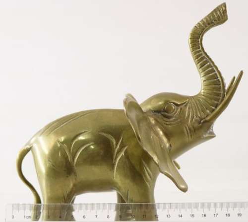 Solid Brass Vintage African Elephant Ornament. 19.5 cmx 20 cm. Beautiful!!