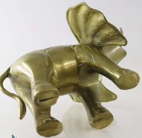 Solid Brass Vintage African Elephant Ornament. 19.5 cmx 20 cm. Beautiful!!