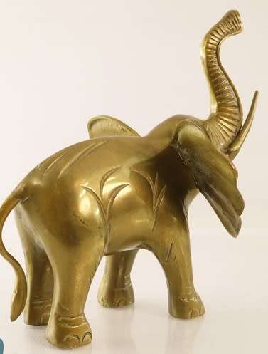 Solid Brass Vintage African Elephant Ornament. 19.5 cmx 20 cm. Beautiful!!