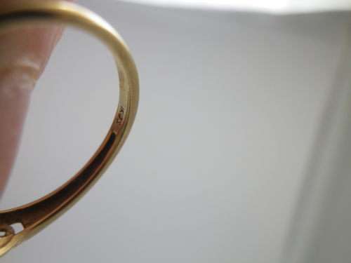 Exquisite 9ct Yellow Gold, Aquamarine & Diamond Vintage Ring. Size M 1/2