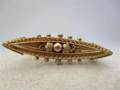 Antique Hallmarked 9ct gold pendant or brooch. Chester.  4.5 cm long  Weight: 2.4g