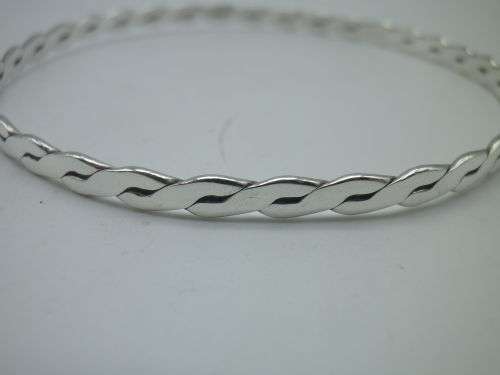 Vintage Sterling Silver 925 Silver Twist Rope Design Bangle. 6 grms