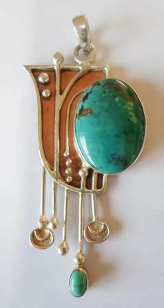 STERLING SILVER & TURQUOISE DESIGNER PENDANT WITH COPPER DETAIL 13.2g. 7.4 X 3.4cm