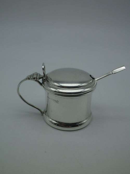 Hallmarked Silver Mustard pot and spoon Original Blue glass liner Birmingham 1935, 1937 33 grms