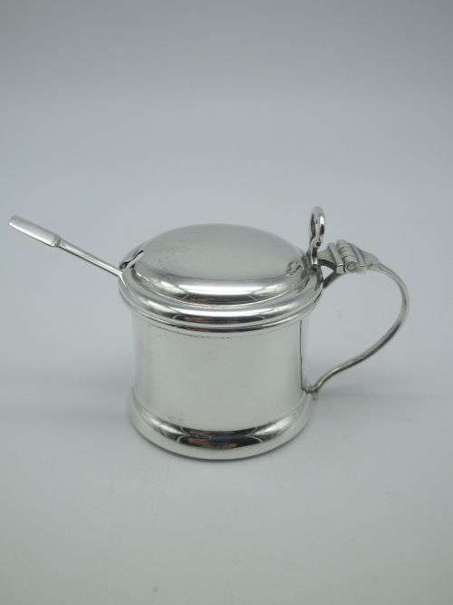 Hallmarked Silver Mustard pot and spoon Original Blue glass liner Birmingham 1935, 1937 33 grms