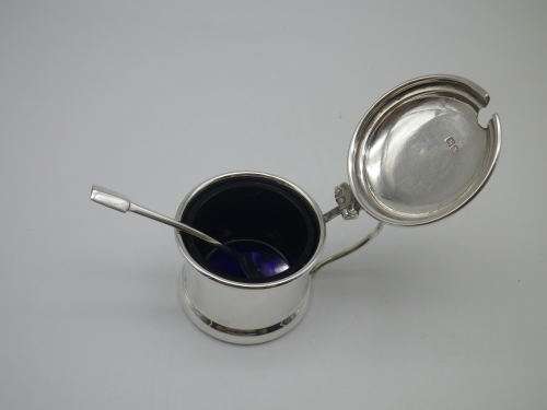 Hallmarked Silver Mustard pot and spoon Original Blue glass liner Birmingham 1935, 1937 33 grms