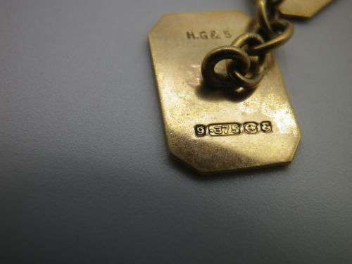 Vintage Hallmarked 9ct Yellow Gold Cufflinks. Birmingham 1979 HENRY GRIFFITH AND SONS: