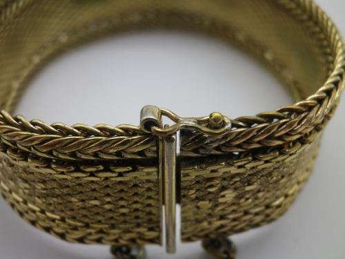Attractive Vintage 18K rolled gold plated Woven bracelet with safety clasp and chain Made in Germany