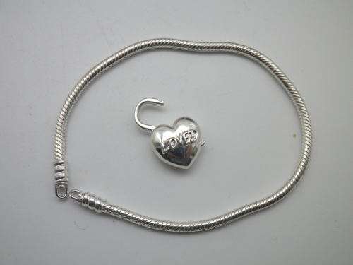PANDORA STERLING SILVER bracelet with `You are Loved` heart shaped clasp Boxed Mint condition