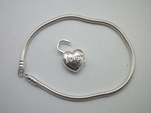 PANDORA STERLING SILVER bracelet with `You are Loved` heart shaped clasp Boxed Mint condition