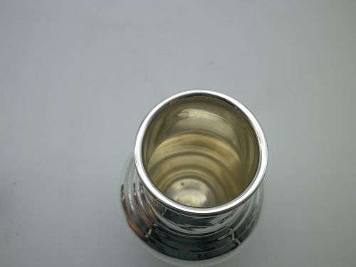 HALLMARKED STERLING SILVER SUGAR SHAKER. Birmingham 1927,S Blanckensee and Son Ltd  103GRMS 17CM